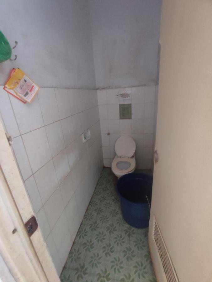 Oyo 90865 Hotel Kusuma Purwakarta 카라왕 외부 사진